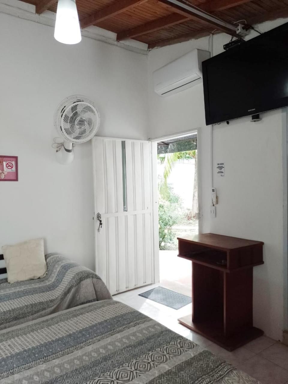 Hostal Corales Tolu Ngoại thất bức ảnh