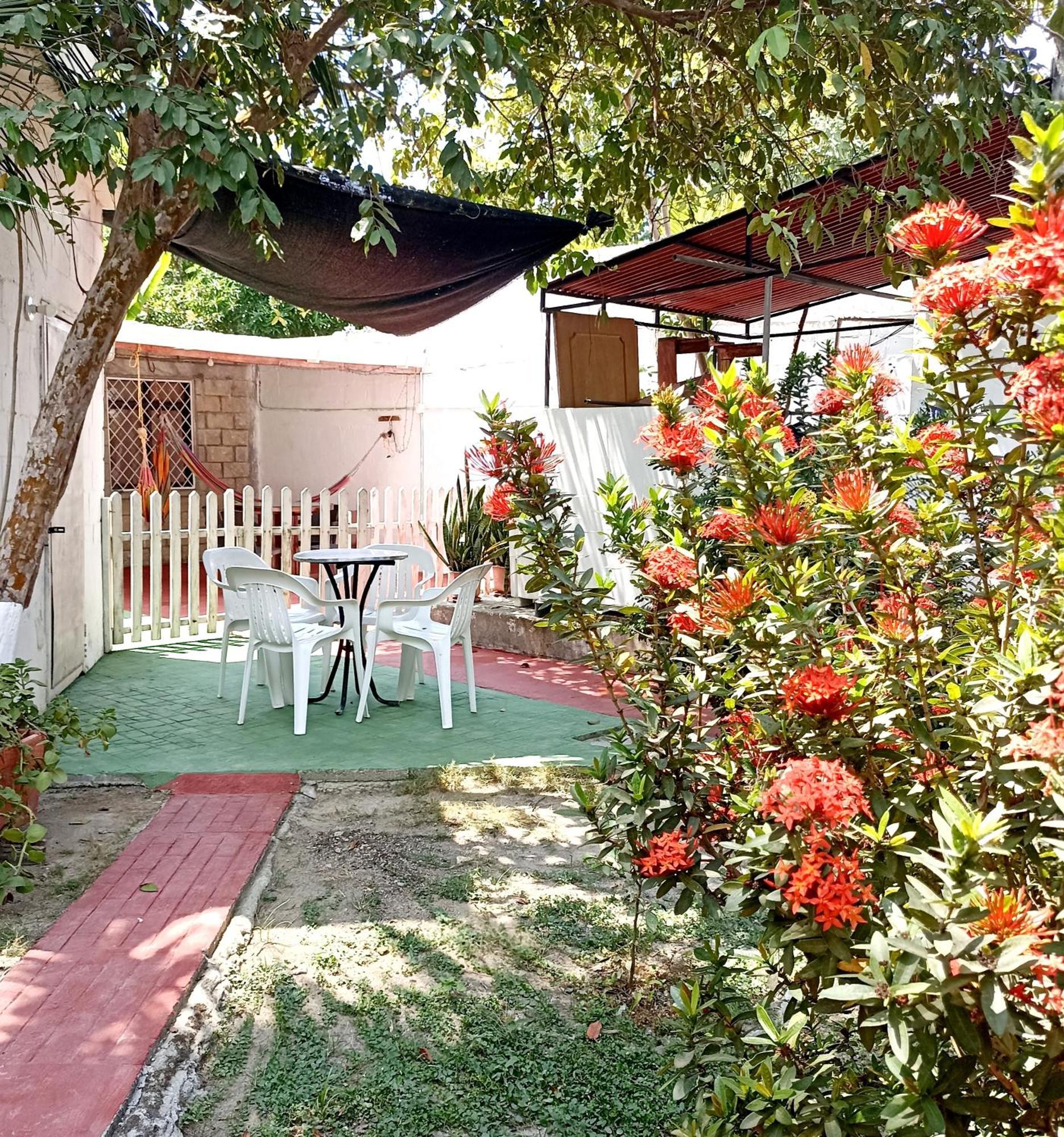 Hostal Corales Tolu Ngoại thất bức ảnh