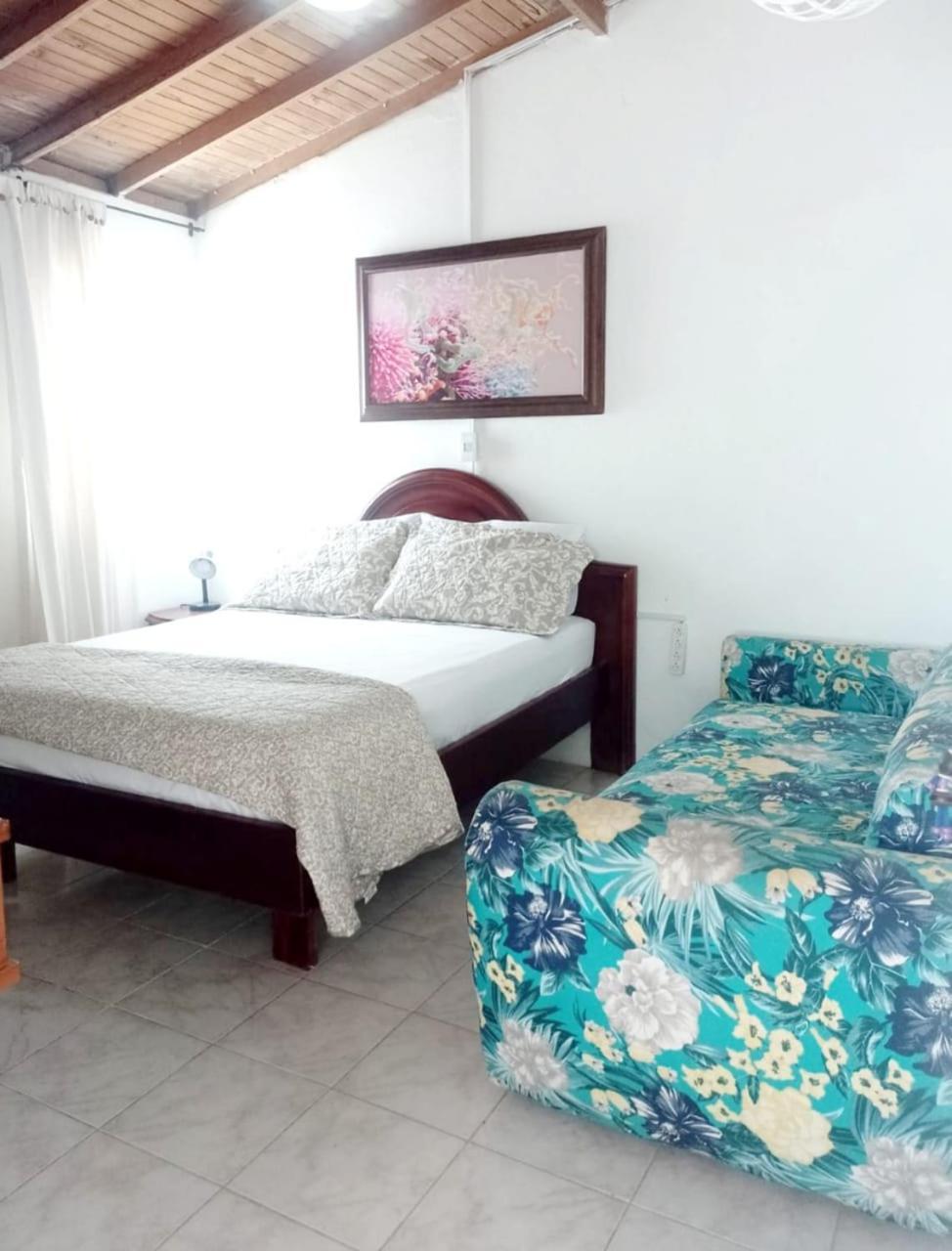 Hostal Corales Tolu Ngoại thất bức ảnh