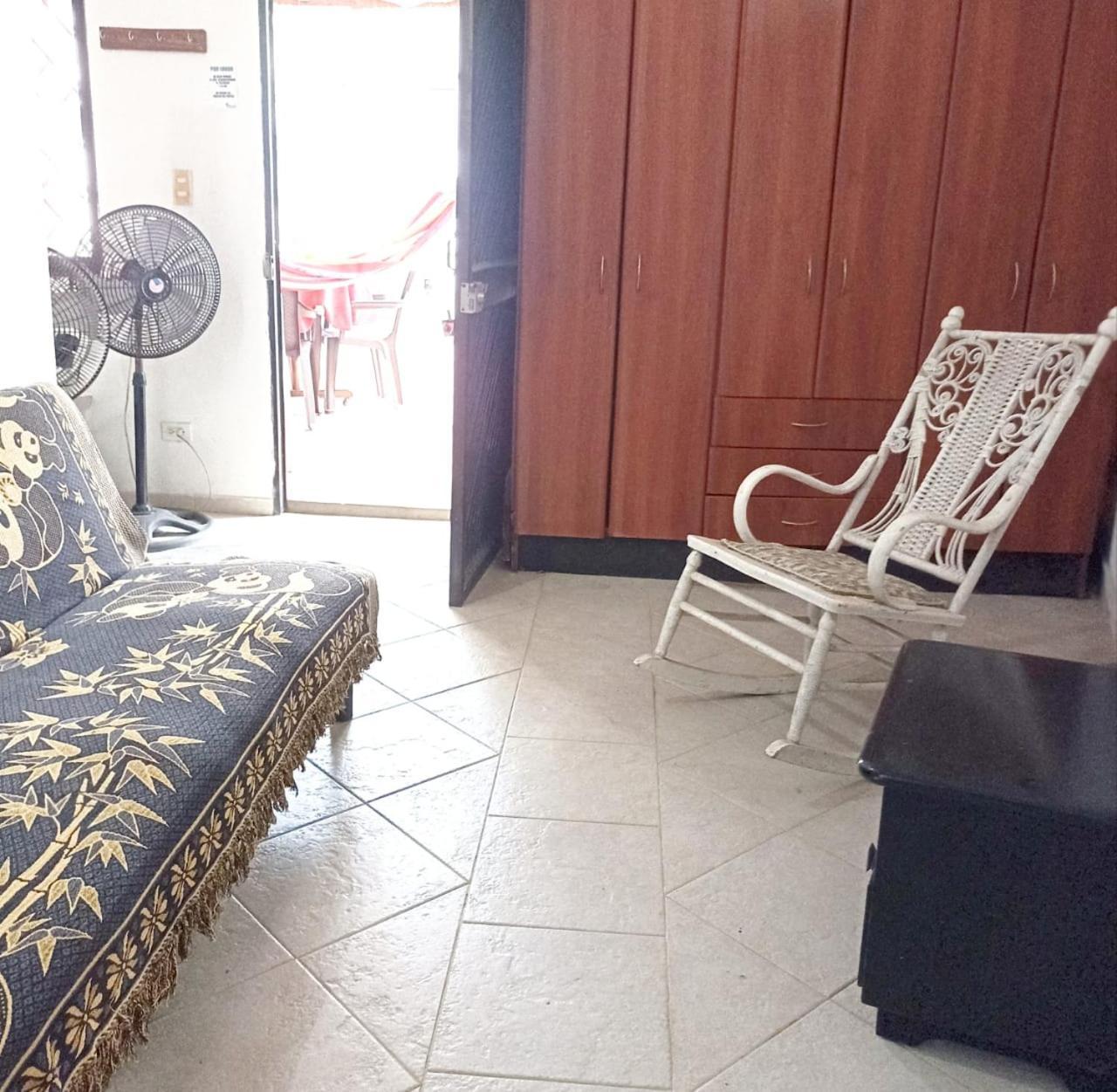 Hostal Corales Tolu Ngoại thất bức ảnh